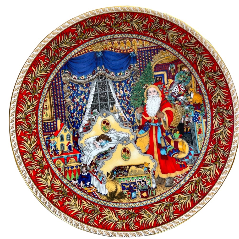 Night Before Christmas - Christmas Past Series Plate by ROYAL WORCESTER